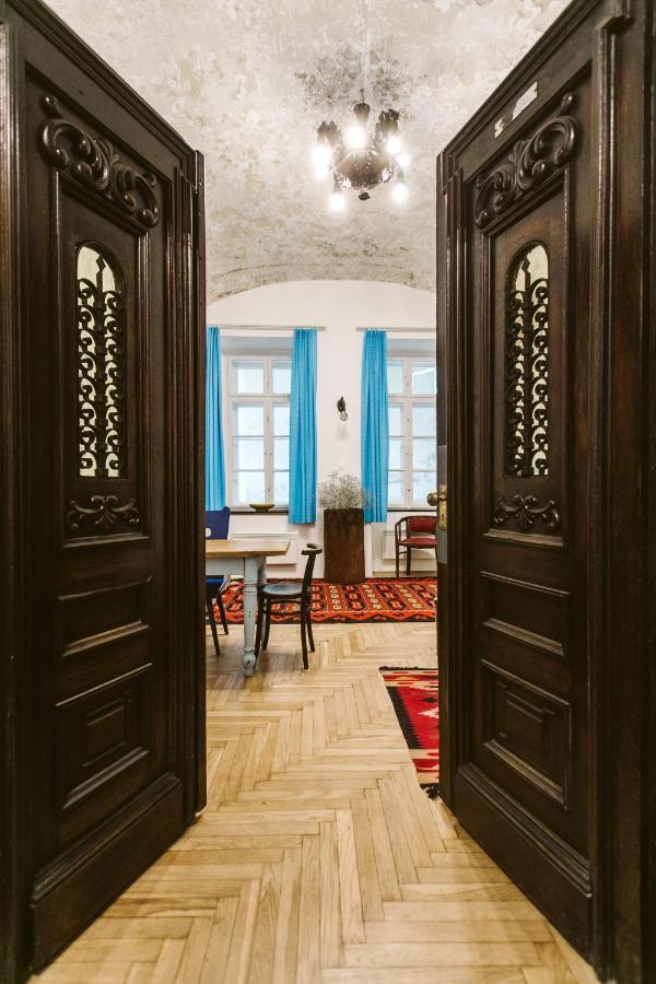 The Chapel - History, Tradition, Luxury Budapest Exteriör bild