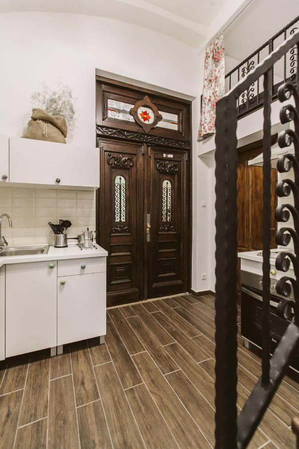 The Chapel - History, Tradition, Luxury Budapest Exteriör bild